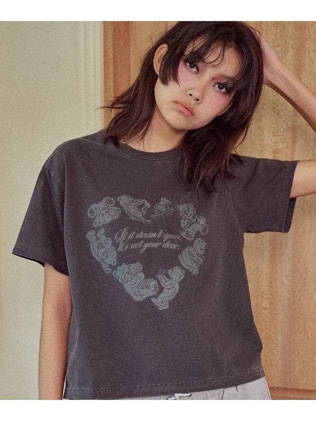 Heart Bear Pigment Cropped Short Sleeve T-Shirt Smoke Black - CPGN STUDIO - BALAAN 4