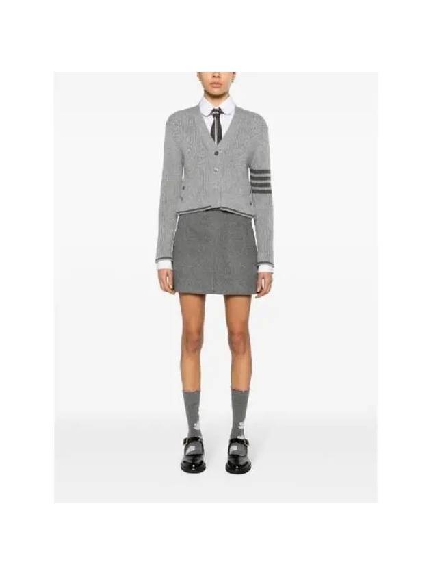 4 Bar Cable Wool Crop Cardigan Grey - THOM BROWNE - BALAAN 3