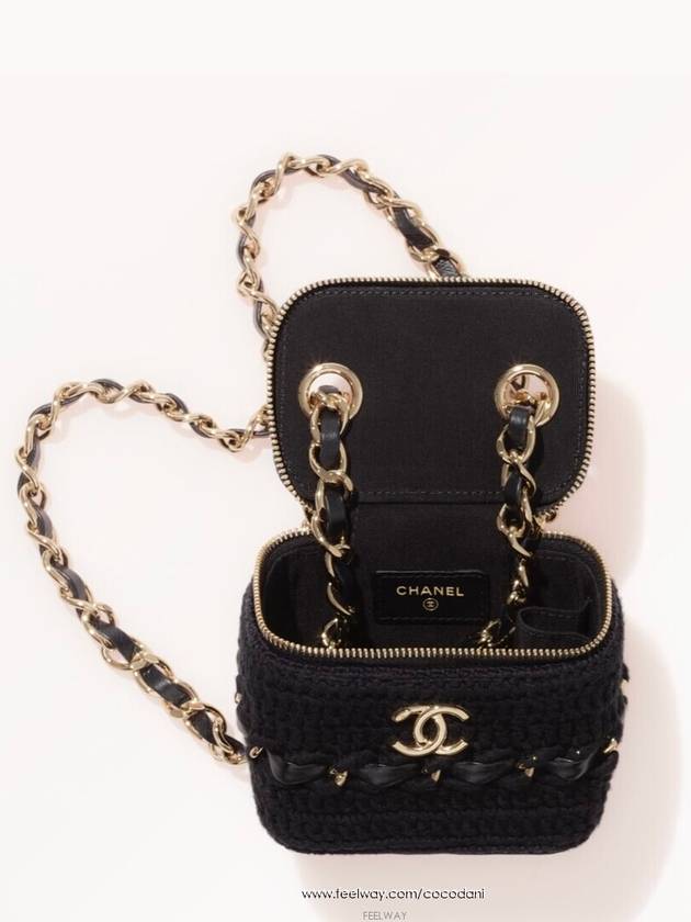 CC Logo Classic Vanity Small Cosmetic Case Mini Bag Black - CHANEL - BALAAN 3