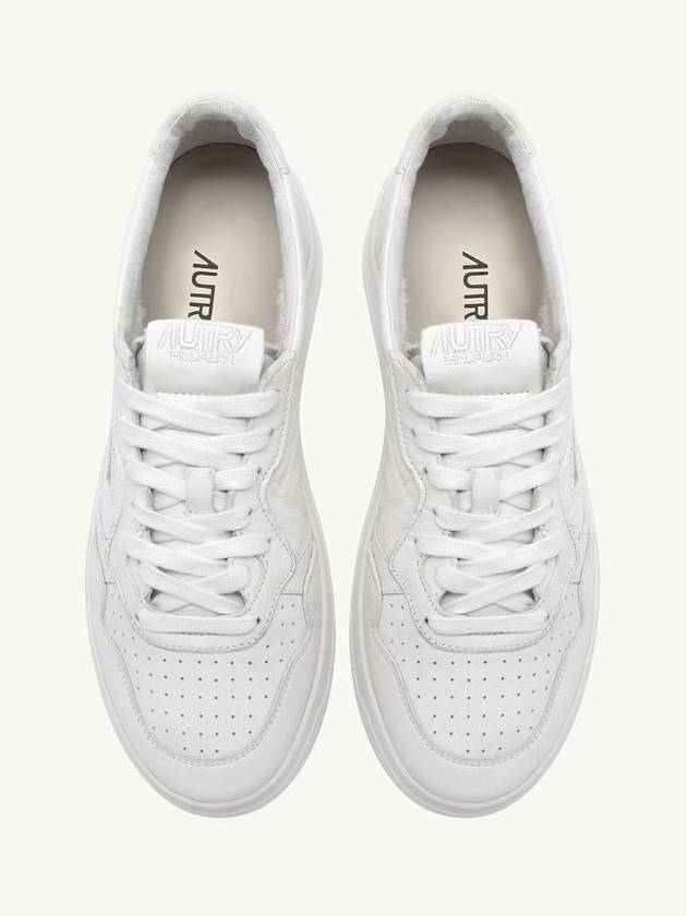 Medalist Goatskin Low Top Sneakers White - AUTRY - BALAAN 6