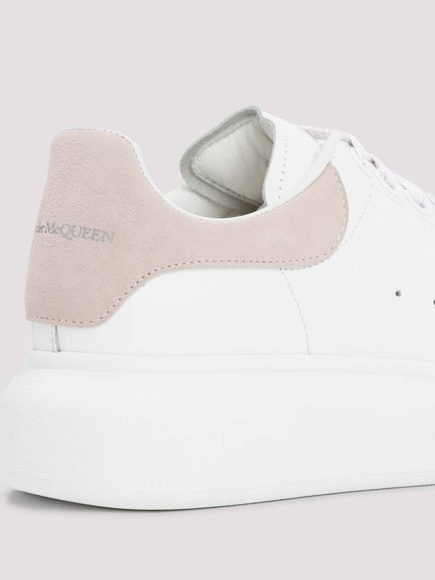 ALEXANDER MCQUEEN WOMEN'S OVERSIZED SNEAKER - ALEXANDER MCQUEEN - BALAAN 5