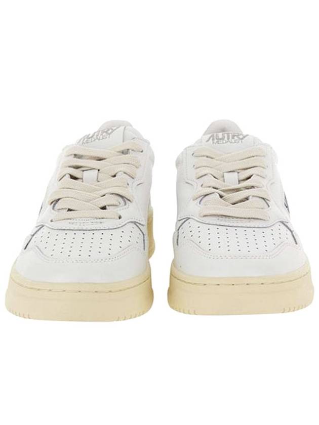 Medalist Black Tab Low Top Sneakers White - AUTRY - BALAAN 4