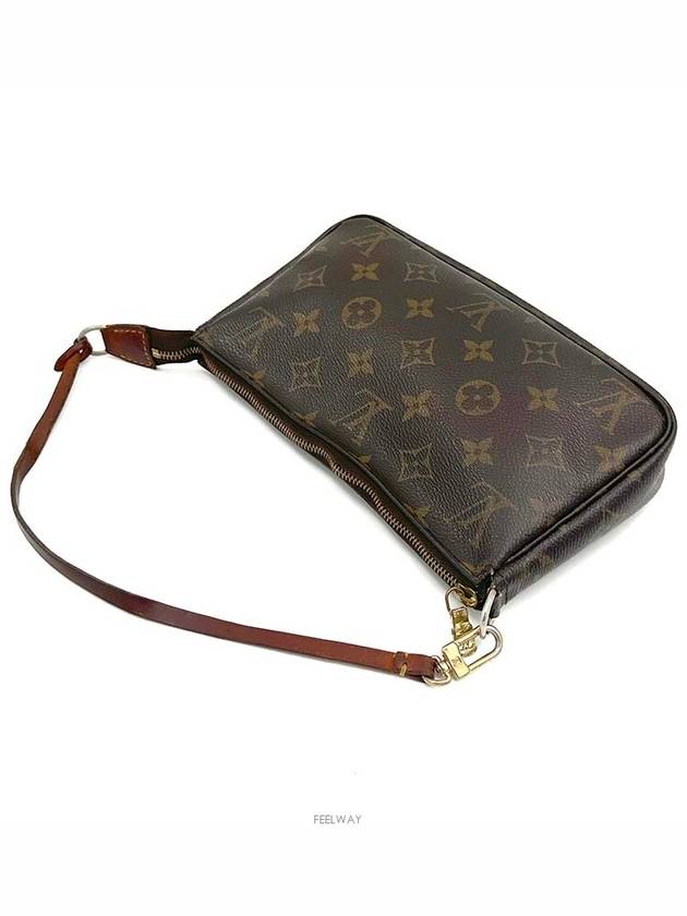 women pouch bag - LOUIS VUITTON - BALAAN 5