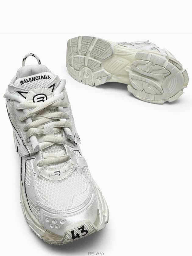 Runner Low Top Sneakers White - BALENCIAGA - BALAAN 4