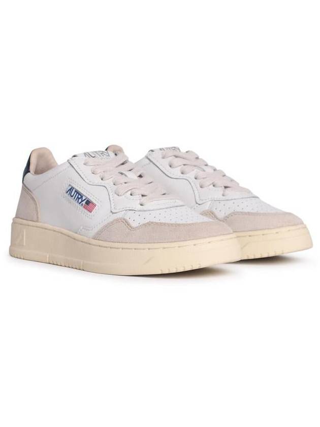 Women's Leather Suede Medalist Low Top Sneakers White Blue - AUTRY - BALAAN 3