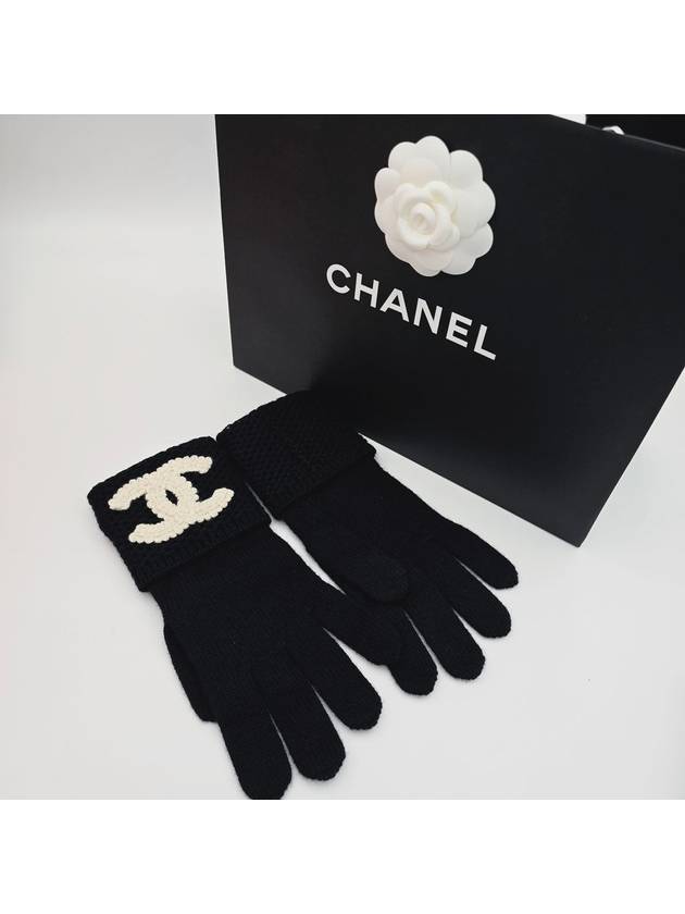 CC Logo Cashmere Knit Gloves Unisex Black - CHANEL - BALAAN 1