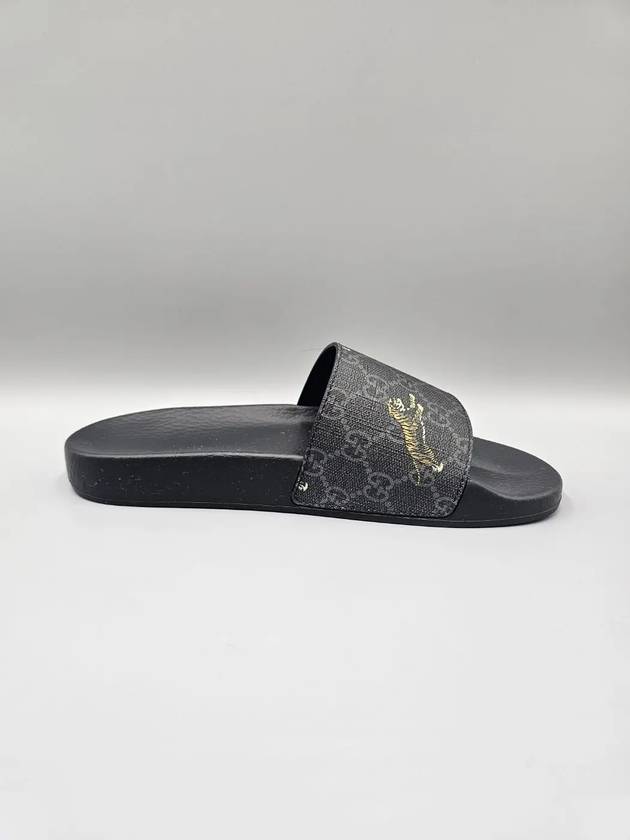 GG Supreme Tiger Slippers Black - GUCCI - BALAAN 6