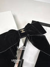 Cambon Package CC Logo Velvet Ribbon Pin Big Hairpin Black Gold AA8557 - CHANEL - BALAAN 7