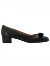 Women's Vara Pumps Black - SALVATORE FERRAGAMO - BALAAN 2