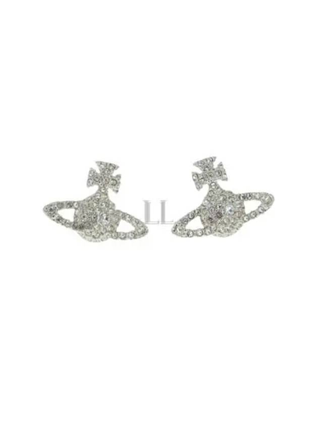 Grace Bas Relief Stud Earrings Silver - VIVIENNE WESTWOOD - BALAAN 2