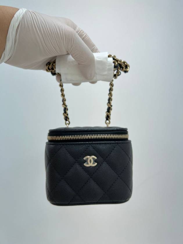 Classic Small Chain Grained Calfskin Gold Metal Cosmetic Case Mini Bag Black - CHANEL - BALAAN 7
