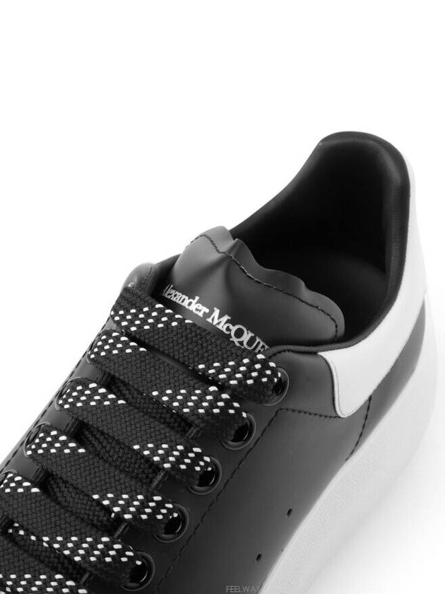 Oversized Leather Tab Low Top Sneakers Black - ALEXANDER MCQUEEN - BALAAN 8