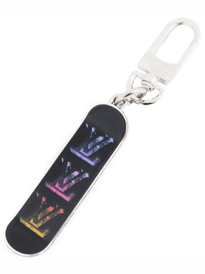 LV Skateboard Bag Charm Key Holder Black - LOUIS VUITTON - BALAAN 2