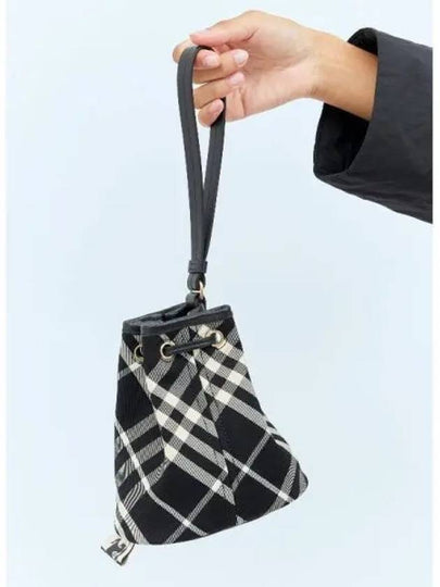 Check Drawstring Pouch Bag Black - BURBERRY - BALAAN 2