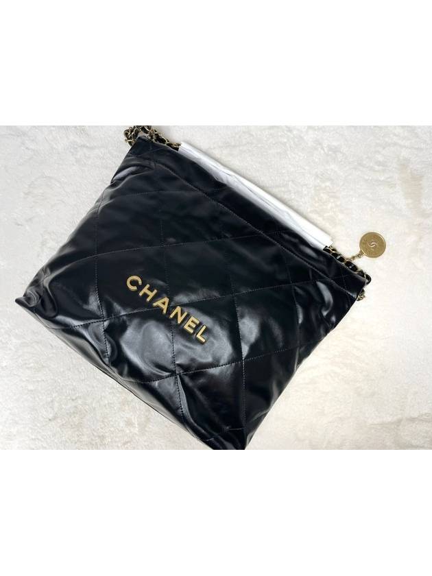 Shiny Calfskin 22 Small Shoulder Bag Black - CHANEL - BALAAN 2