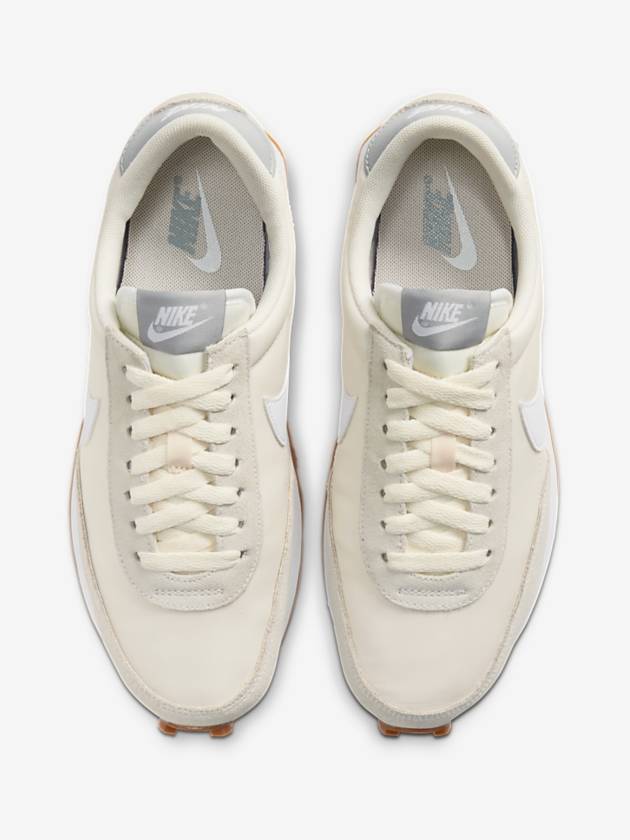 Daybreak Low Top Sneakers Ivory - NIKE - BALAAN 5