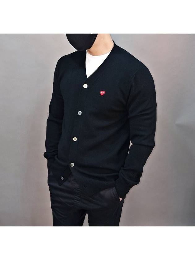 Men's Mini Red Heart Wappen Wool Cardigan P1 N080 1 Black - COMME DES GARCONS PLAY - BALAAN 2