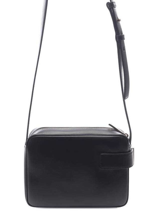 Calfskin Leather Camera Shoulder Bag Black - SALVATORE FERRAGAMO - BALAAN 5