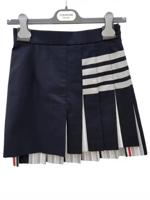 Women's Diagonal Oxford Pleated Mini Skirt Navy - THOM BROWNE - BALAAN.