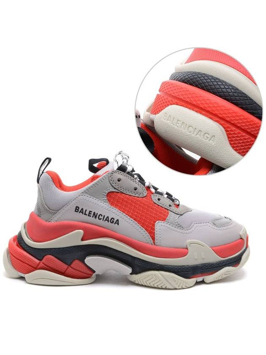 Women's Triple S Low Top Sneakers Gray Red - BALENCIAGA - BALAAN.