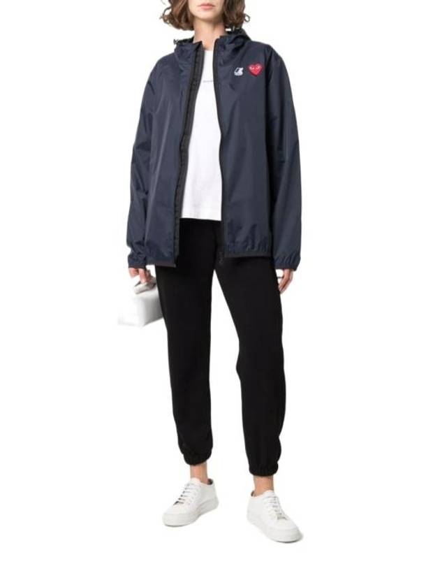 Small Heart Wappen Windbreaker Navy - COMME DES GARCONS - BALAAN 5