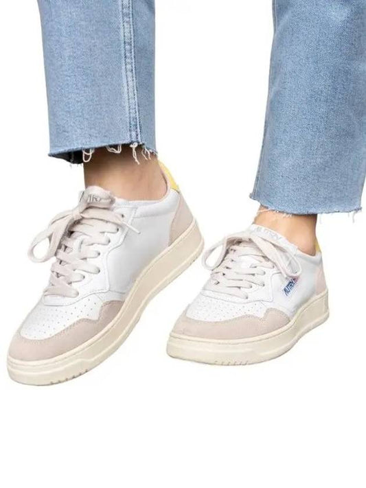 Medalist Yellow Tab Suede Low Top Sneakers White - AUTRY - BALAAN.