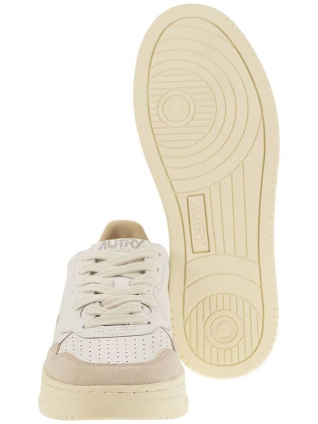 Medalist Leather Low-Top Sneakers Gold White - AUTRY - BALAAN 6