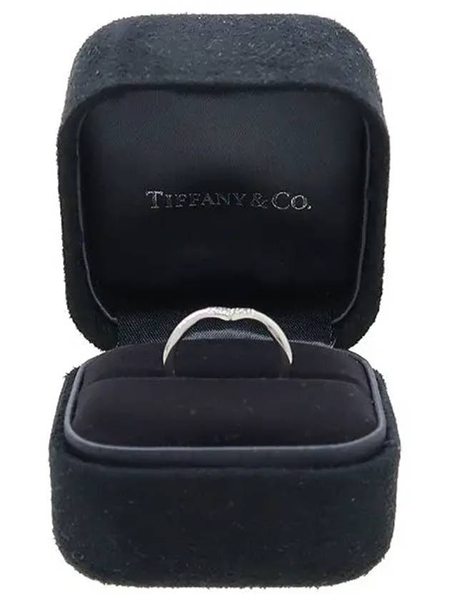 Tiffany PT950 Platinum 5 Point Diamond Soloist V Ring No 9 - TIFFANY & CO. - BALAAN 1