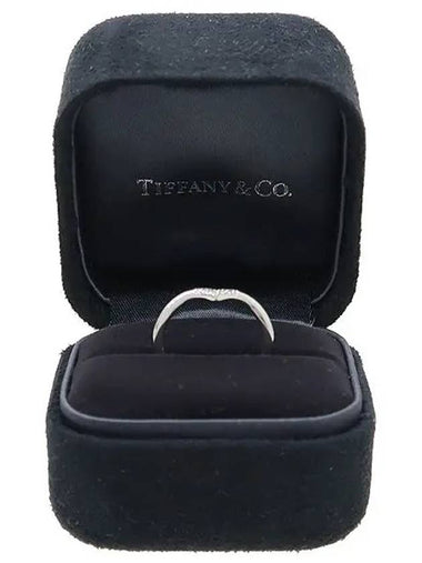 Tiffany PT950 Platinum 5 Point Diamond Soloist V Ring No 9 - TIFFANY & CO. - BALAAN 1