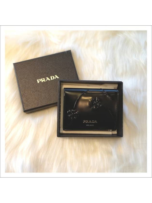 Flower Brushed Leather Half Wallet Black - PRADA - BALAAN 2