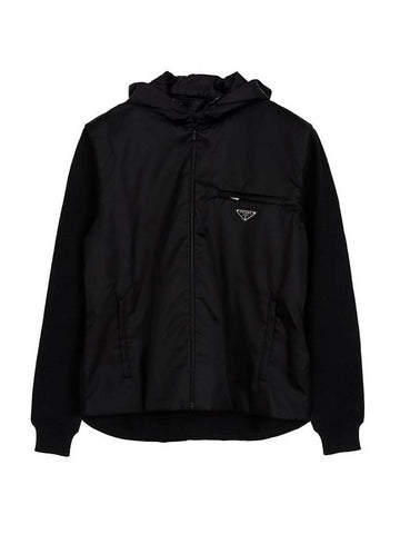 Black Triangle Logo Re-nylon Gabardine Hooded Zip-up Jacket UMG026 1JF4 F0002 - PRADA - BALAAN 1