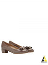 Vara Bow Patent Pumps Grey - SALVATORE FERRAGAMO - BALAAN 2