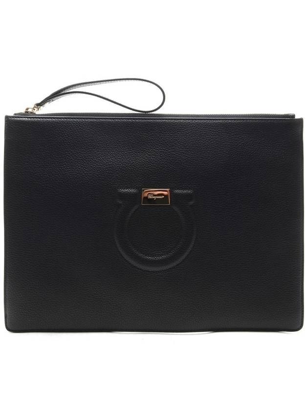 Embossed Gancini Clutch Bag Black - SALVATORE FERRAGAMO - BALAAN 1