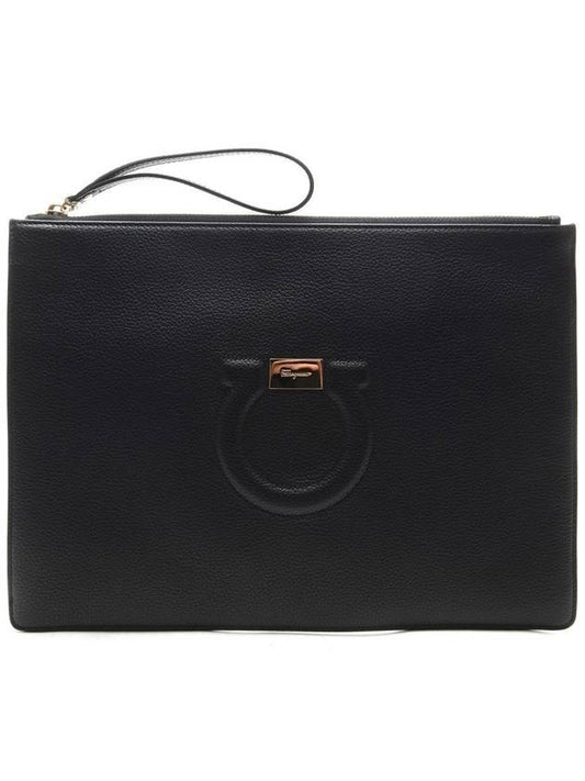 Embossed Gancini Clutch Bag Black - SALVATORE FERRAGAMO - BALAAN 1