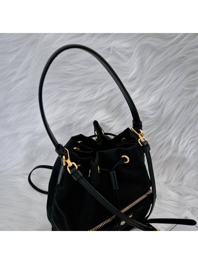 Re nylon triangle logo bucket bag cross black - PRADA - BALAAN 5