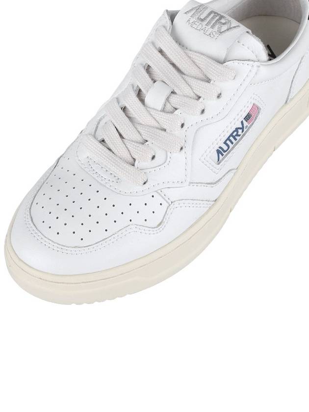 Medalist Green Tab Low Top Sneakers White - AUTRY - BALAAN 8