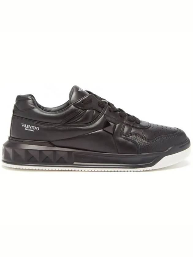 Garavani Stud One Quilted Leather Sneakers Black - VALENTINO - BALAAN 1