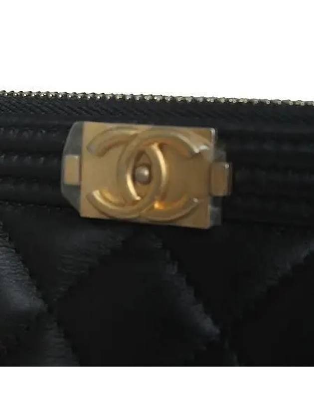 A84406 Black Lambskin Boy Gold New Medium Clutch - CHANEL - BALAAN 3