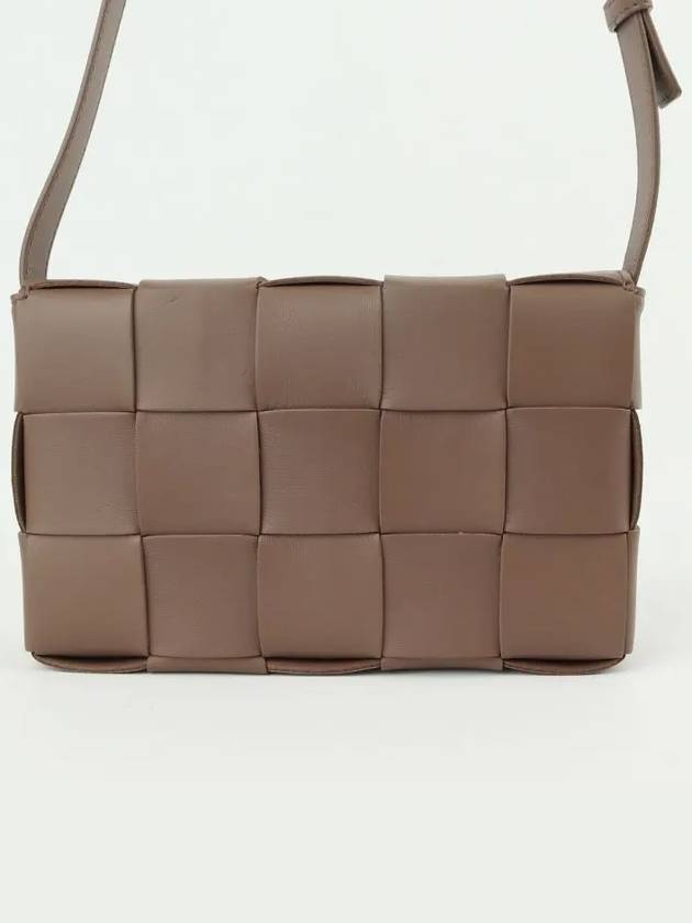 Intrecciato Cassette Cross Bag Dove Gray - BOTTEGA VENETA - BALAAN.