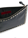 Rockstud Leather Clutch Bag Black - VALENTINO - BALAAN 4