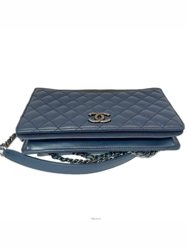 women cross bag - CHANEL - BALAAN 3