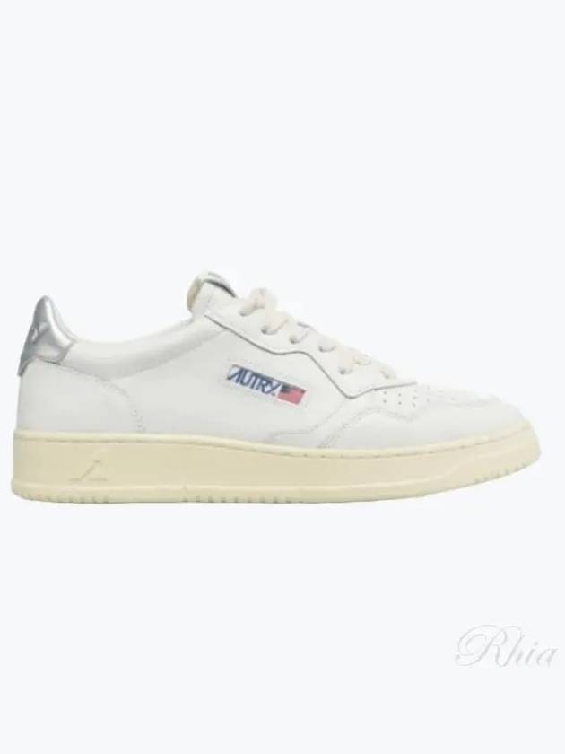 Medalist Leather Metal Silver Tab Low Top Sneakers White - AUTRY - BALAAN 2