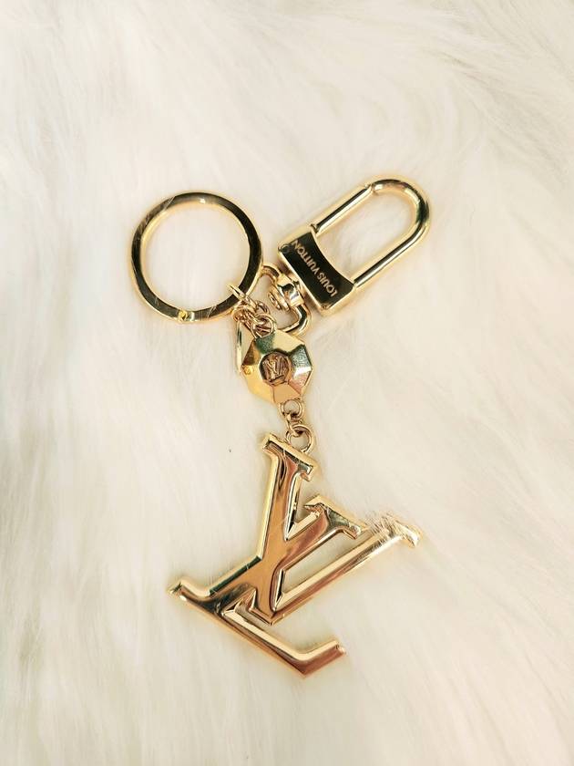 Women s Facet Key Holder Keyring 24 Years M65216 Condition A - LOUIS VUITTON - BALAAN 10