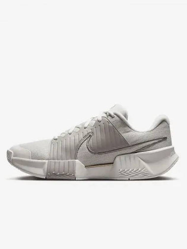 GP Challenge Pro Premium Men s Hard Court Tennis Shoes Phantom College Gray Metallic Gold Pewter FZ1243 001 735295 - NIKE - BALAAN 1