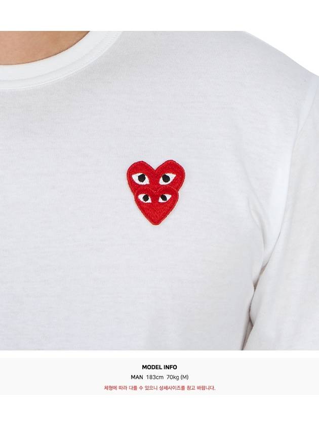 Play Men's Small Double Red Heart Wappen Short Sleeve T-Shirt P1 T288 2 White - COMME DES GARCONS - BALAAN 9