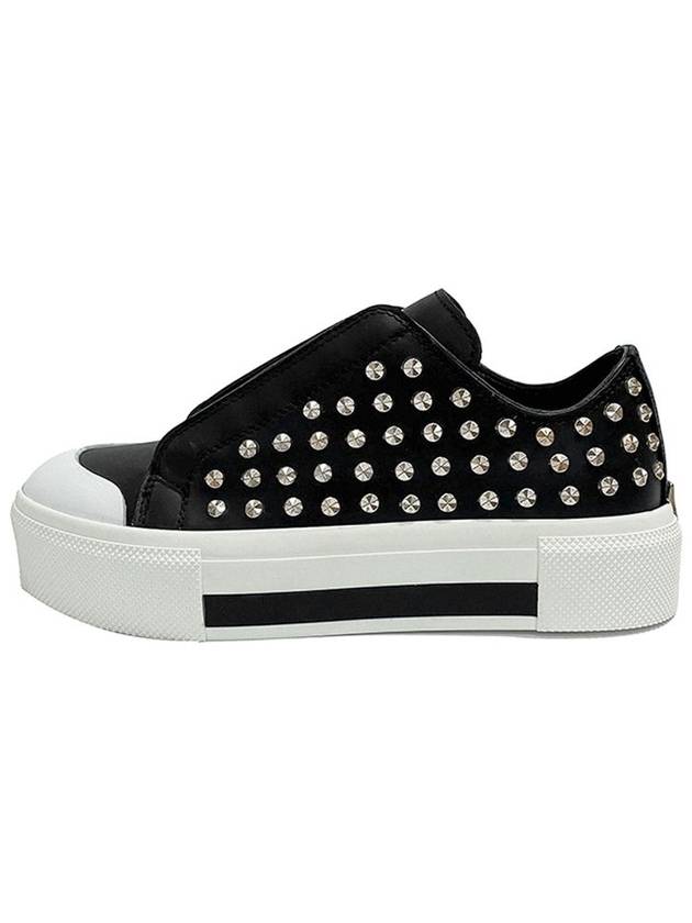 Stud Lace Up Low Top Sneakers Black - ALEXANDER MCQUEEN - BALAAN 1