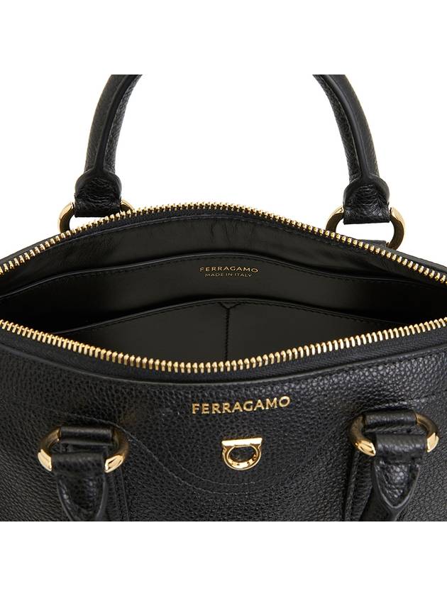 Ferragamo 21 8371 NERO 0772296 Women s Tote Bag - SALVATORE FERRAGAMO - BALAAN 8