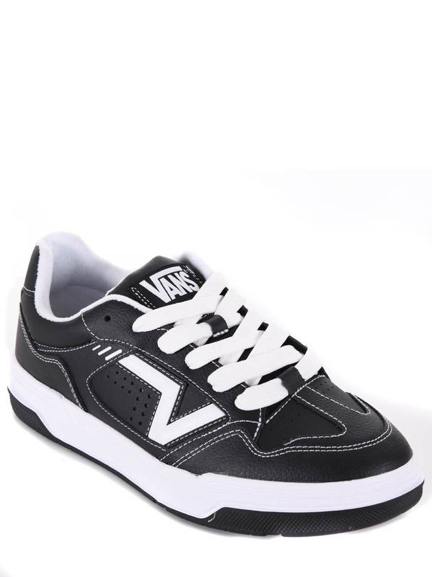 Upland Low Top Sneakers Black - VANS - BALAAN 4