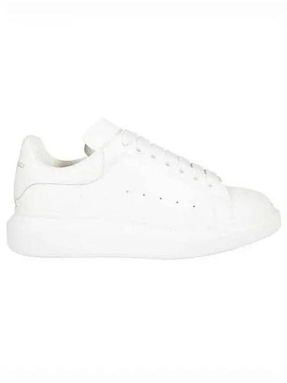 Oversized Leather Tab Low Top Sneakers White - ALEXANDER MCQUEEN - BALAAN 2