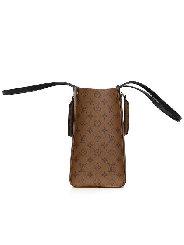 On the Go MM Monogram Reverse Tote Bag M45321 - LOUIS VUITTON - BALAAN 6